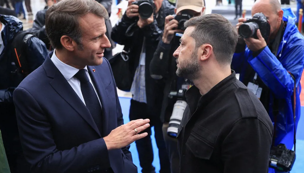 زيلينسكي يدعو الى "رد قوي" حيال موسكو في حال فشل مباحثات اسطنبول... الناتو: بوتين ارتكب خطأ بإرساله وفداً من الصف الثاني