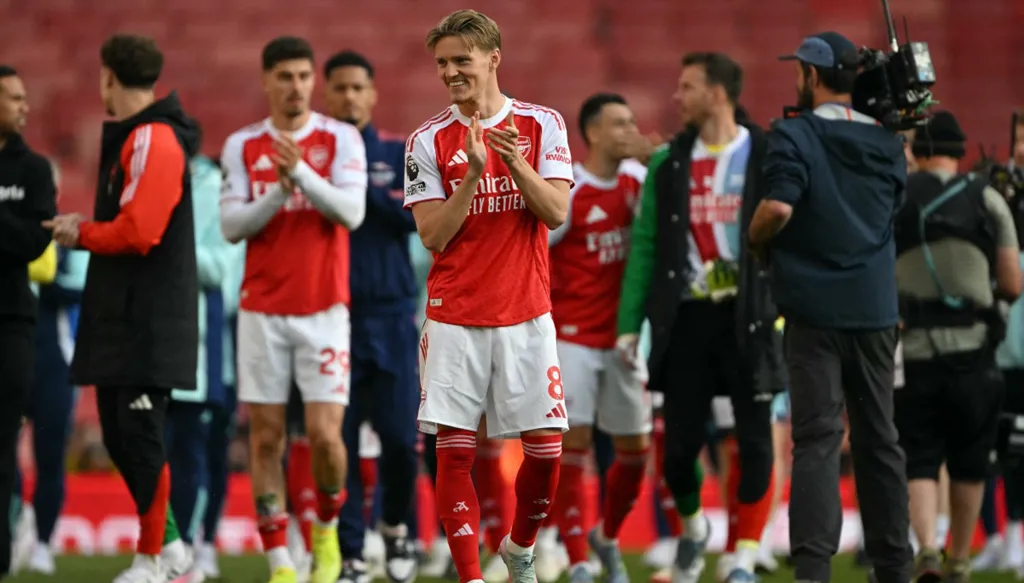 أرسنال يحسم وصافة البريميرليغ على حساب نيوكاسل