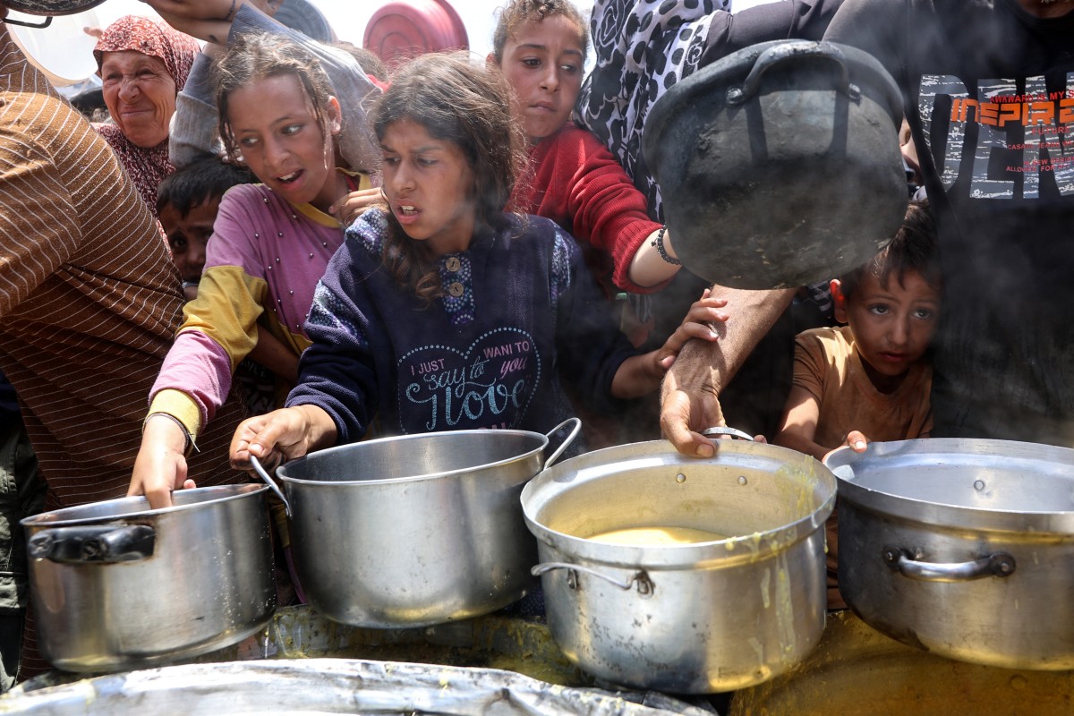 أطفال في غزة. (أ ف ب)