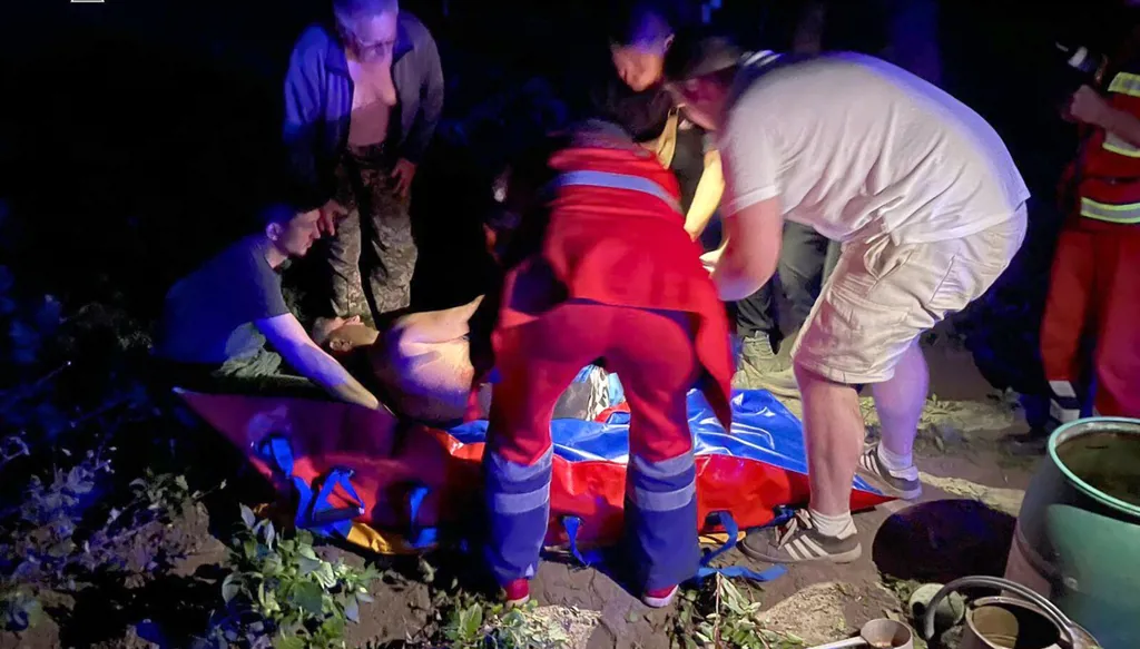 زيلينسكي: لفرض المزيد من العقوبات على روسيا بعد الهجوم الليلي