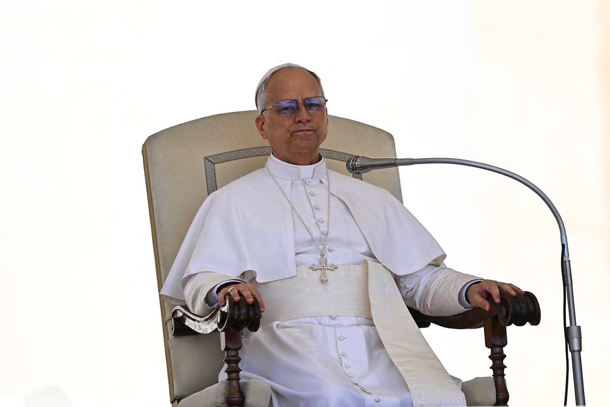 البابا لاوون (أ ف ب).