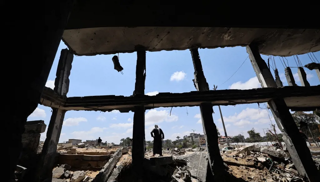 &#x641;&#x644;&#x633;&#x637;&#x64A;&#x646;&#x64A; &#x627;&#x633;&#x62A;&#x634;&#x647;&#x62F; &#x645;&#x628;&#x62A;&#x633;&#x645;&#x627;&#x64B;... &#x647;&#x630;&#x647; &#x627;&#x644;&#x635;&#x648;&#x631;&#x629; &#x62A;&#x645; &#x627;&#x644;&#x62A;&#x644;&#x627;&#x639;&#x628; &#x628;&#x647;&#x627; FactCheck#