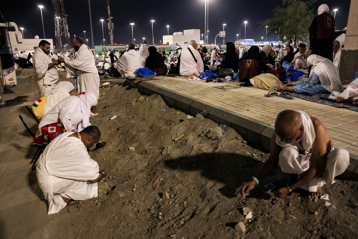 الحجاج في منى (أ ف ب).