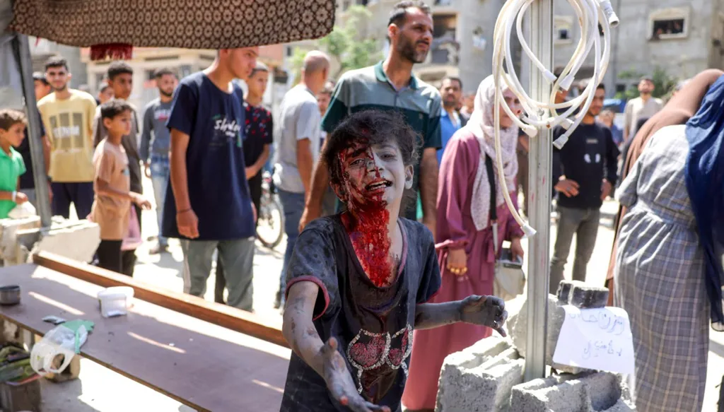 غزة... قتلى وجرحى في قصف إسرائيلي استهدف خيمة تؤوي نازحين في خان يونس