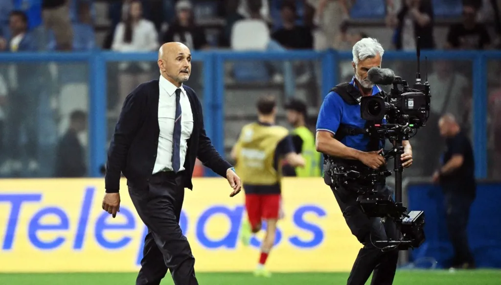 النصر السعودي يُغري مدرب إيطاليا بعرض ضخم