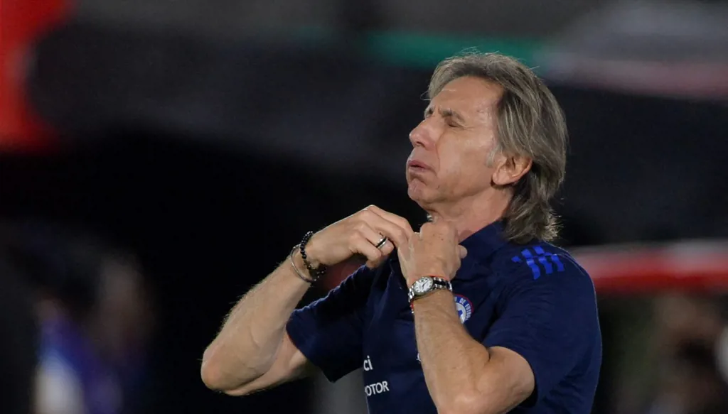 إقالة غاريكا من تدريب تشيلي بعد فشل التأهل إلى مونديال 2026