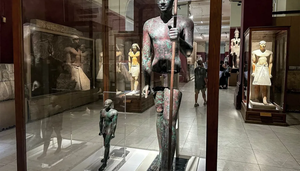 تحت شعار "مصر عادت شمسك الذهب"... شهر من الفعاليات احتفاءاً بافتتاح المتحف المصري الكبير