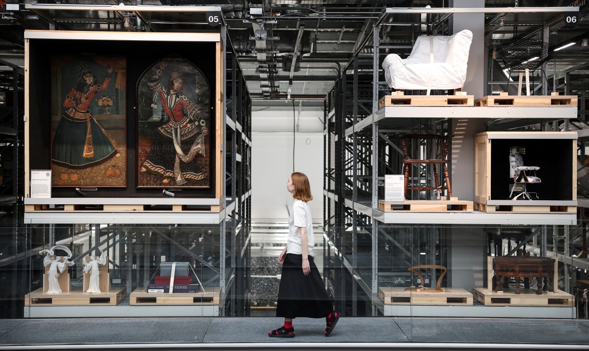 مشهد عام للقطع الأثرية المعروضة في المتحف. (أ ف ب)