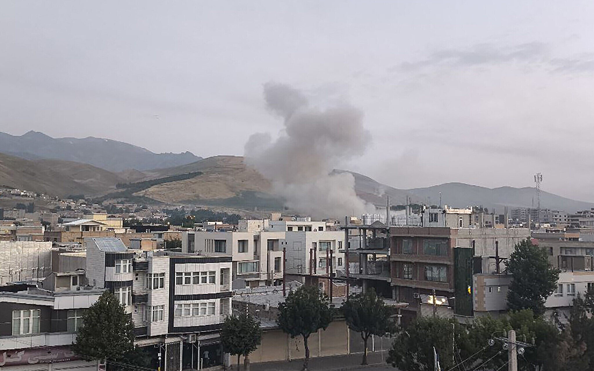 قصف إسرائيلي على إيران (انترنت).