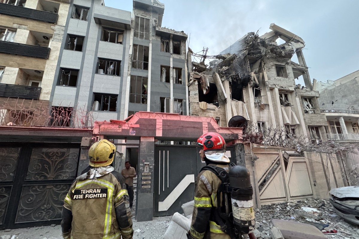 مبان مدمرة في طهران (ا ف ب)