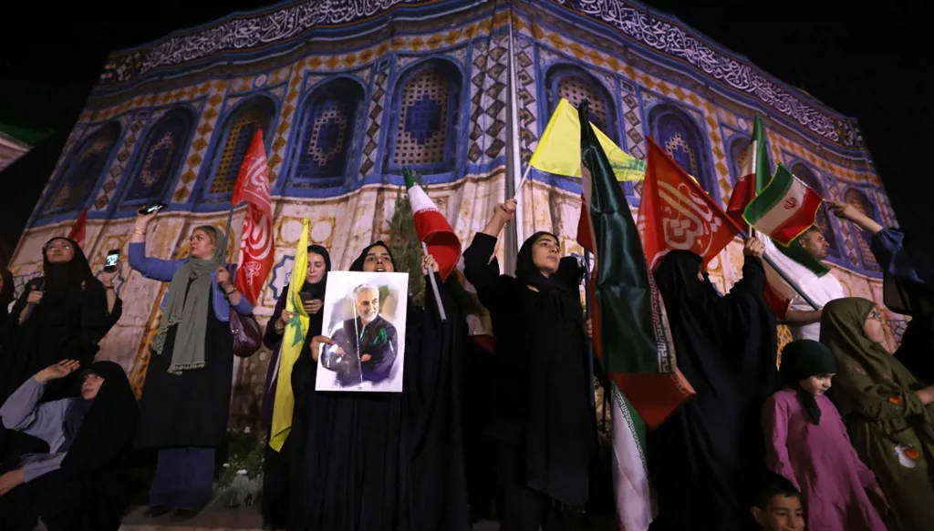 إيران: المحادثات النووية مع الولايات المتحدة لا معنى لها بعد الهجوم الإسرائيلي