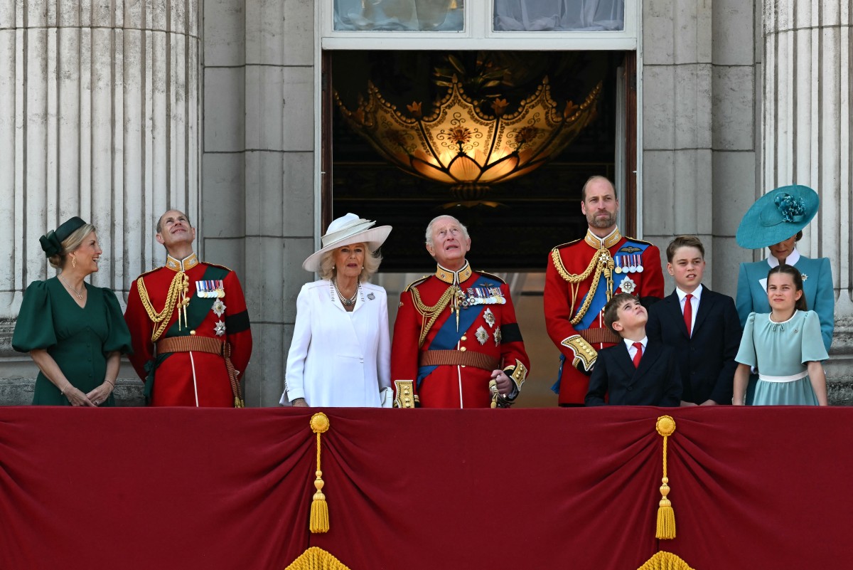 العائلة الملكية البريطانية في احتفالات Trooping the Colour (أ ف ب)
