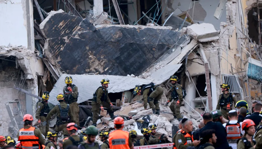 لبنان "إلى الحياد در" وسلام "نقوم بدورنا"... شمعون: "حزب الله" ليس قادراً على المشاغلة