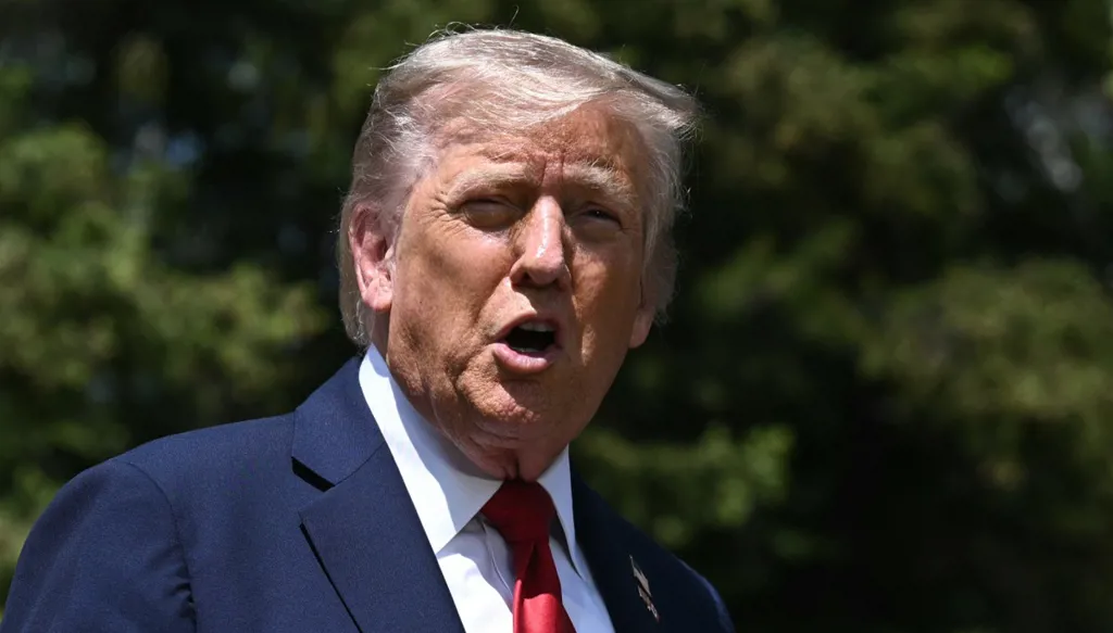 ترامب: على الجميع إخلاء طهران فوراً