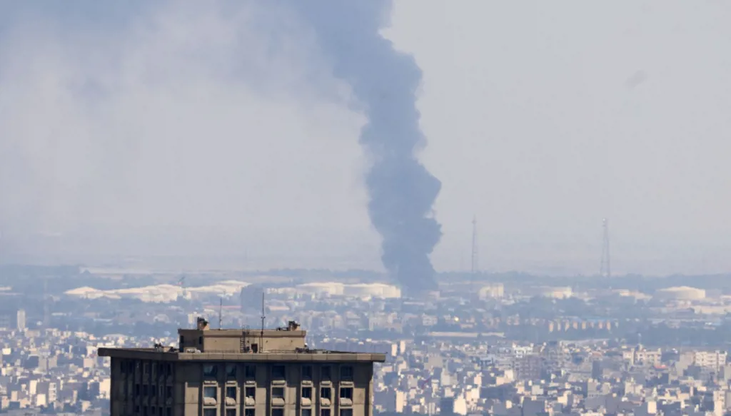 بـ50 مقاتلة... إسرائيل تكشف تفاصيل هجوم ليلة الأربعاء على إيران