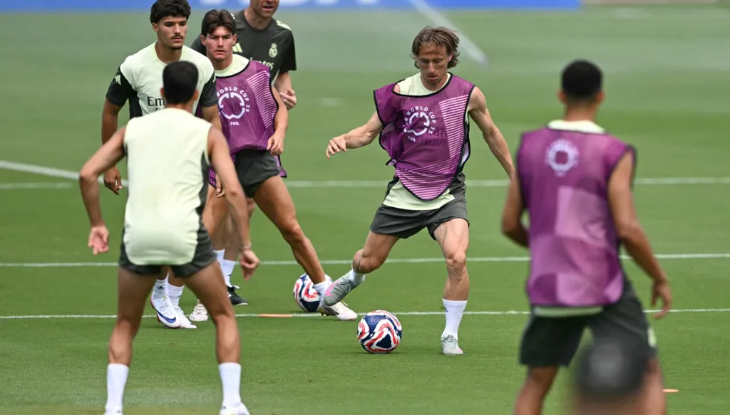 موعد مباراة ريال مدريد ضد الهلال في كأس العالم للأندية والقنوات الناقلة