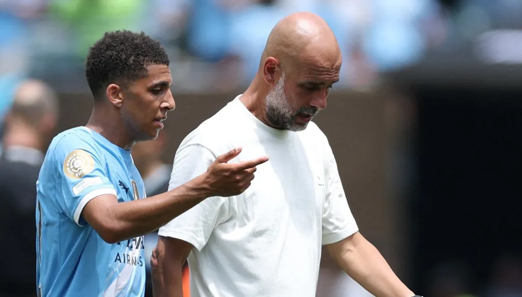 إيقاف مدافع مانشستر سيتي مباراتين بكأس العالم للأندية