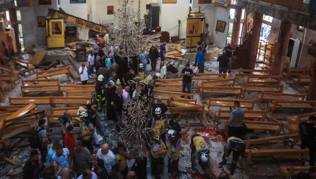 الشرع يعزي المطران رومانوس الحناة بضحايا تفجير كنيسة مار إلياس في دمشق