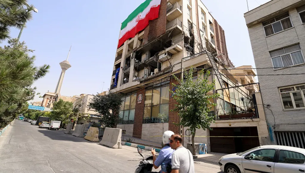 "يستعينون بالصين وروسيا"... إعلام عبري: ايران تعمل على إنتاج صواريخ أكثر تطورا لاختراق منظومة الدفاع الجوي