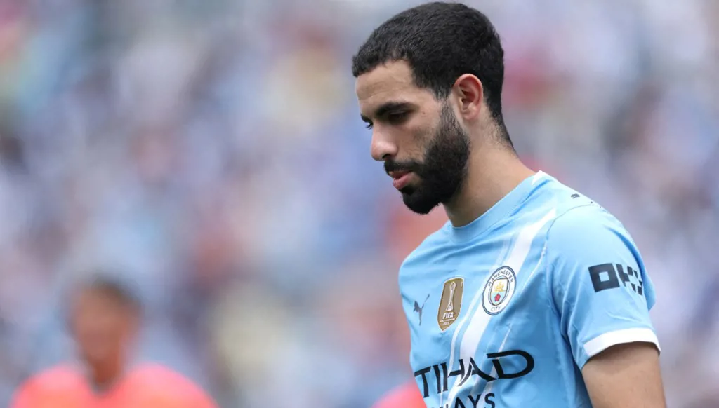 ريان نوري كنز جزائري في مانشستر سيتي