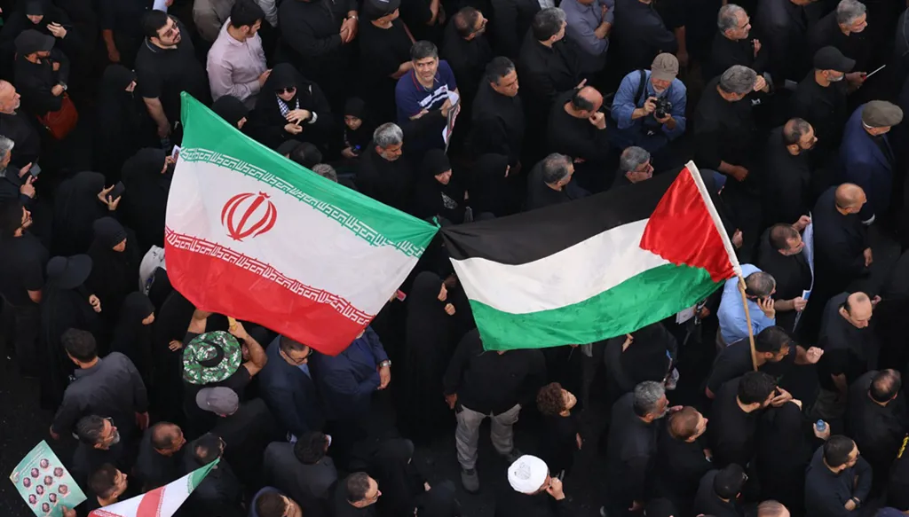 5 عند الخامسة: إيران تُشكك ونتنياهو يُحضّر... أنقذ أولاده وفارق الحياة
