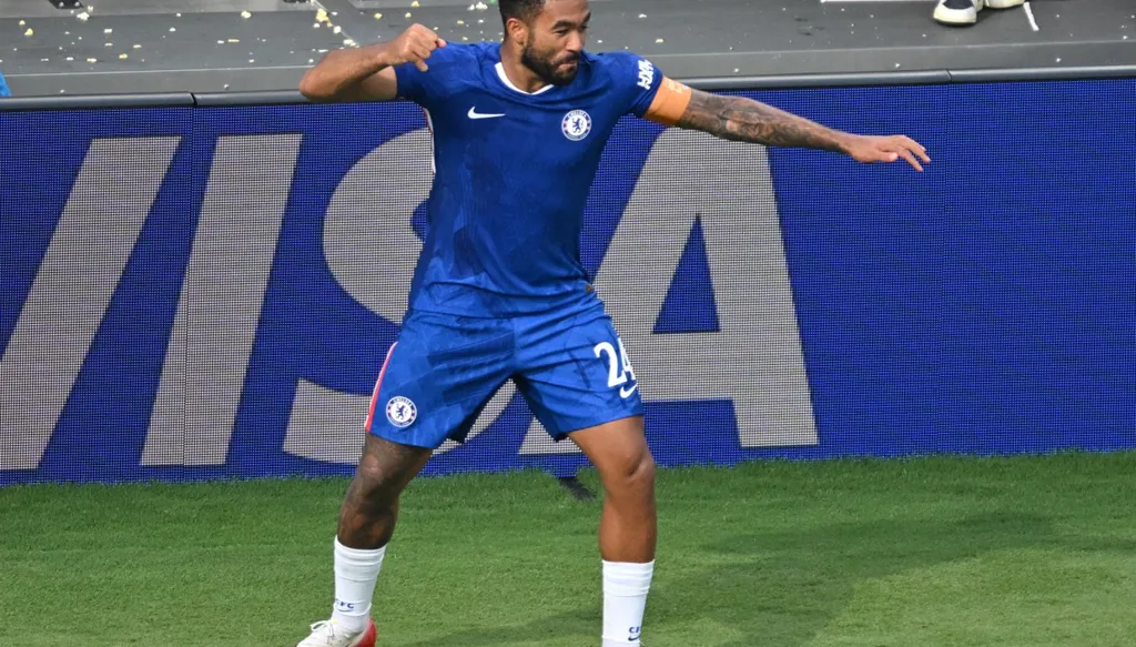 جيمس يسجل أحد أبرز أهداف مونديال الأندية (فيديو)