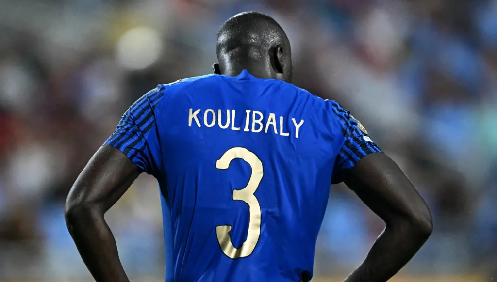 كاليدو كوليبالي العمود الفقري لدفاع الهلال
