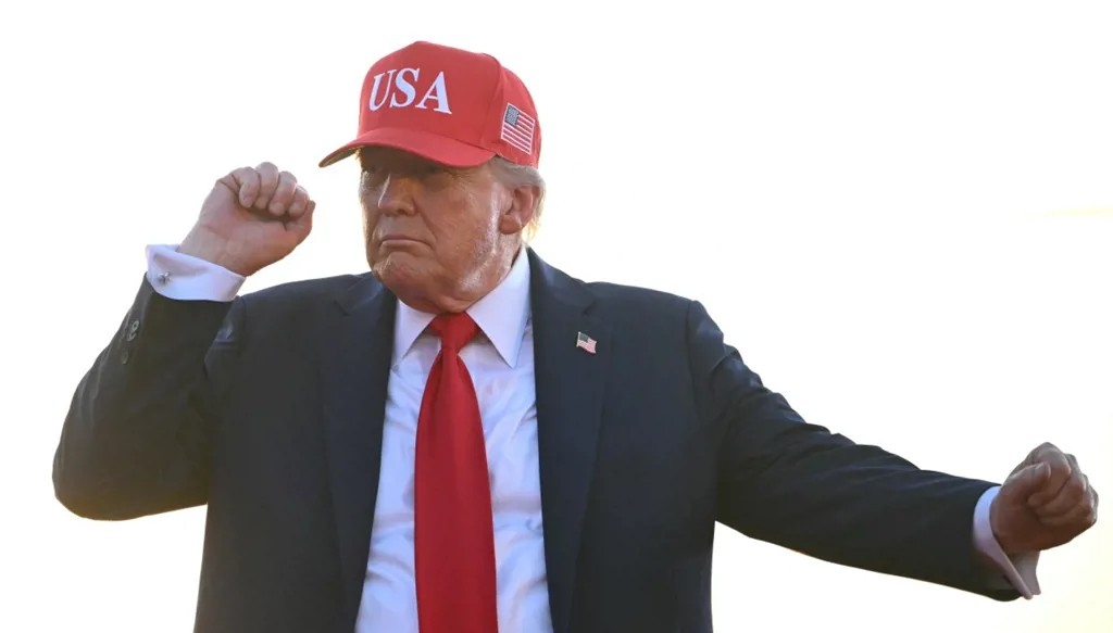 ترامب في وضعيّة قتال... نزال مرتقب داخل البيت الأبيض!