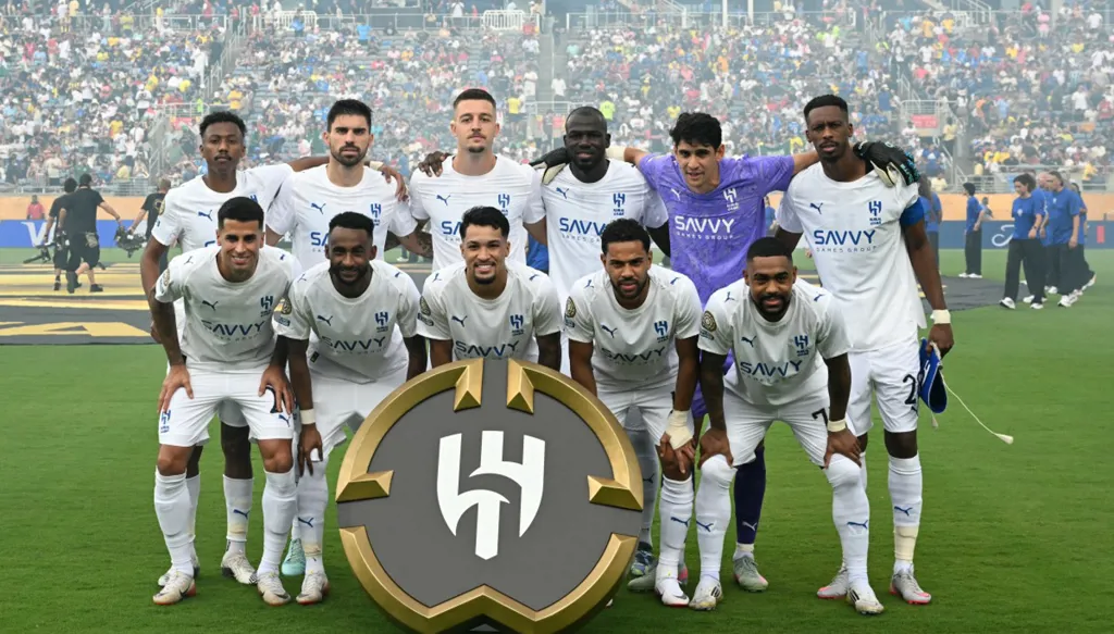 وداع مؤثر للهلال من ربع النهائي وإنزاغي يشيد بـ"رجال لا يُقهرون"