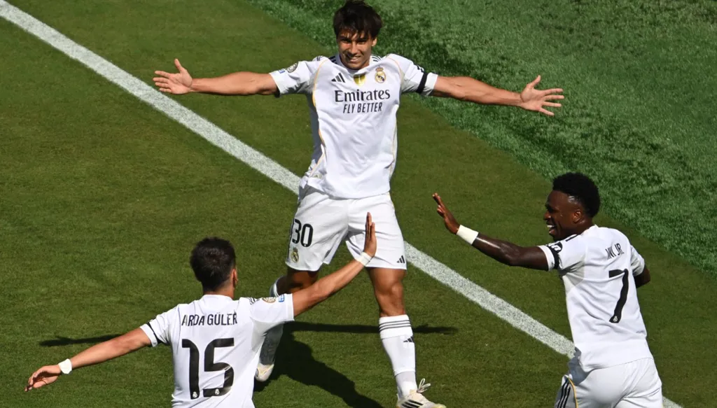 الداهية غونزالو غارسيا يكرر إنجاز كريستيانو رونالدو مع ريال مدريد