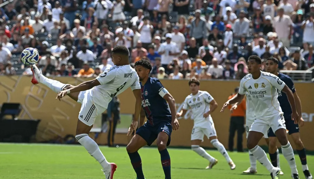 باريس سان جيرمان يصعق ريال مدريد بثنائية في 9 دقائق (فيديو)