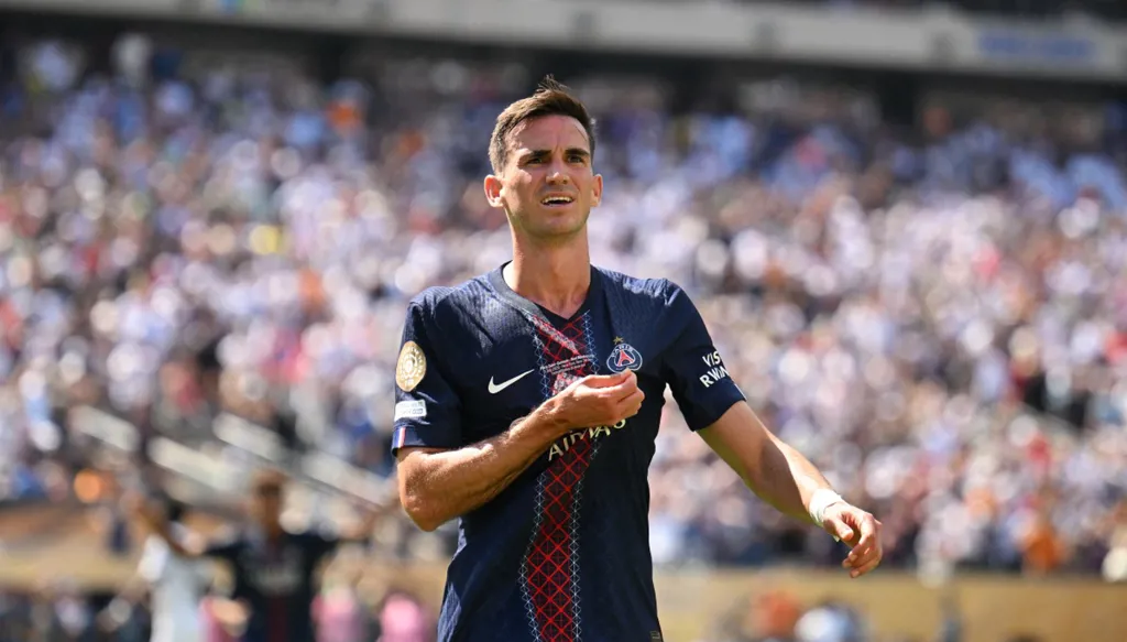 فابيان رويز اللاعب الهادئ الذي يتحرّك في الظل