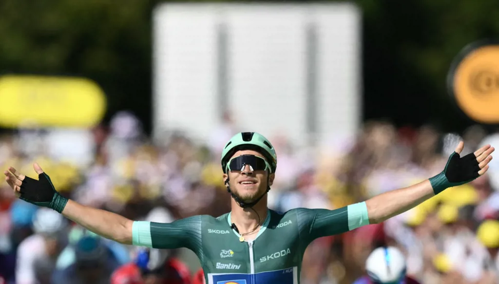 جوناثان ميلان يُنهي صيام إيطاليا في طواف فرنسا