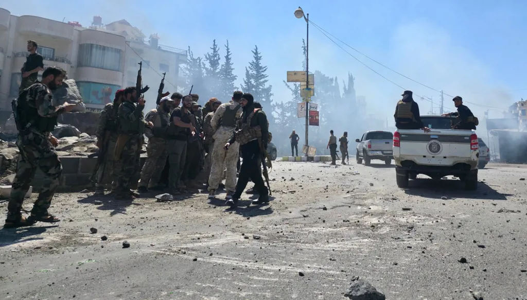 إسرائيل: لاستهداف القوات السورية في السويداء فوراً