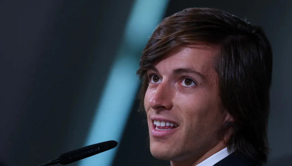 كاريراس يحطم الرقم القياسي لأبناء ريال مدريد