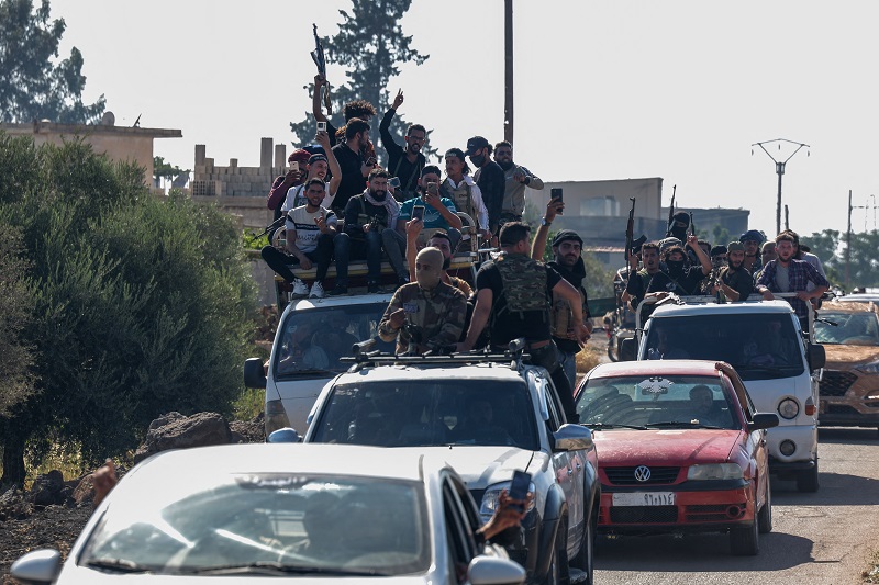 مقاتلون من العشائر في السويداء (ا ف ب)