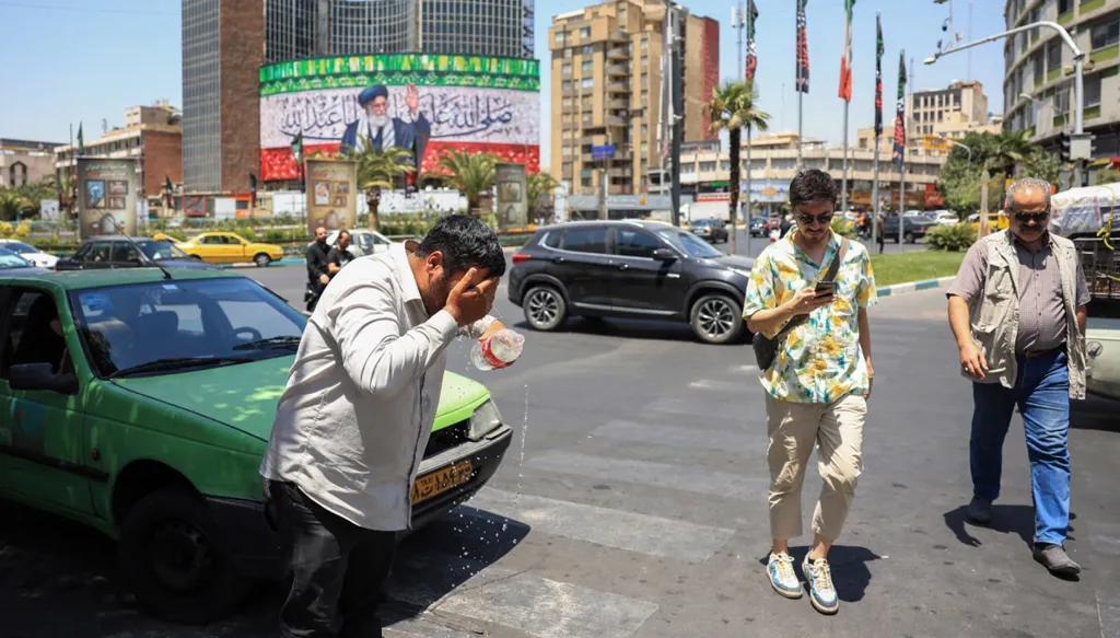 إيران تعدم شخصَين متّهمَين بالارتباط بمنظمة "مجاهدي خلق" المصنّفة "إرهابية"