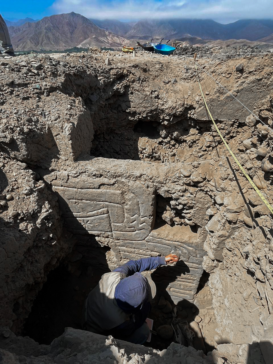 الجدارية التي تم اكتشافها (ا ف ب)
