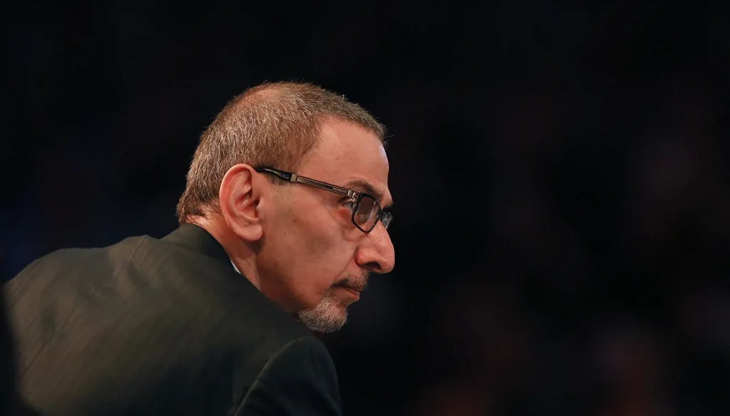 "الفن مش طالب إذن"... زياد كما هو