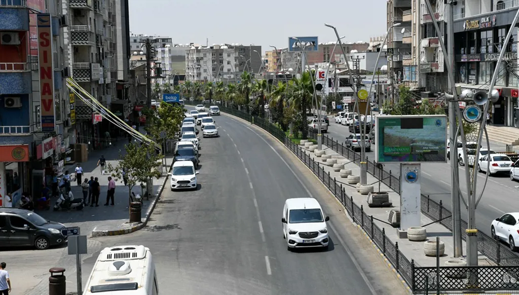 تركيا تشكل لجنة برلمانية للإشراف على نزع سلاح حزب العمال الكردستاني