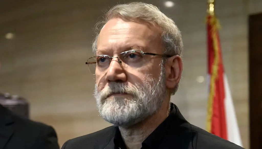 من "يدعم الشعب اللبناني"... لا يدعم سلاح الحزب