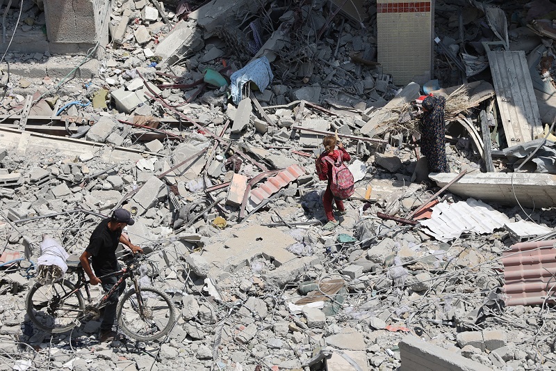 فلسطينيون في غزة (ا ف ب)