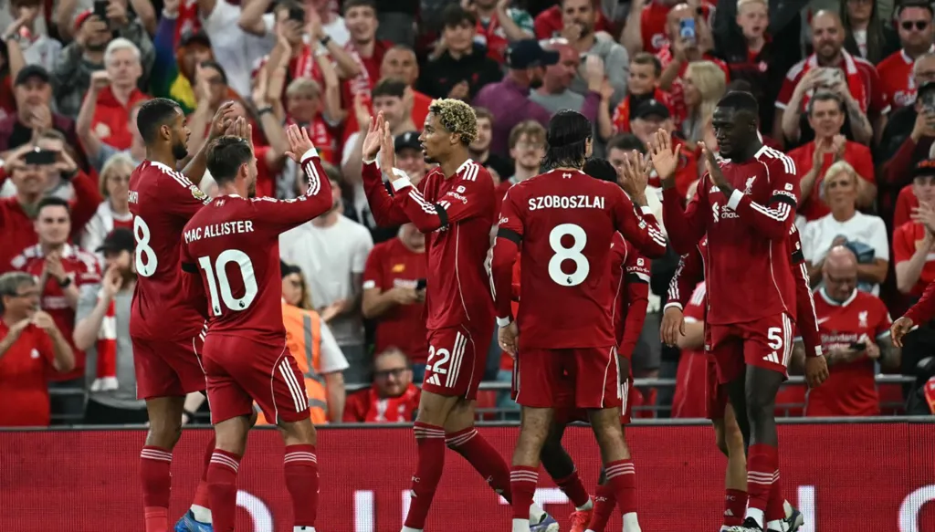 ليفربول يتلقى ضربة موجعة قبل مواجهة نيوكاسل