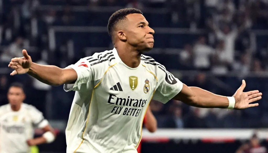 كيليان مبابي الأمل المتبقي لريال مدريد