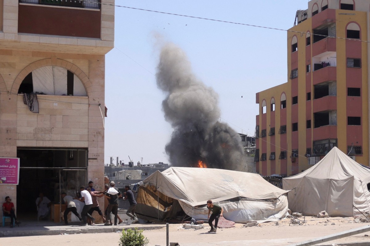 مشهد من قصف إسرائيلي على جباليا في غزة (أ ف ب)