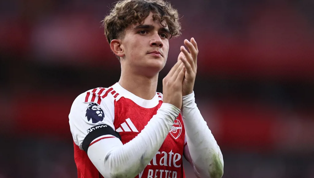 روني يتغنى بجوهرة أرسنال داومان