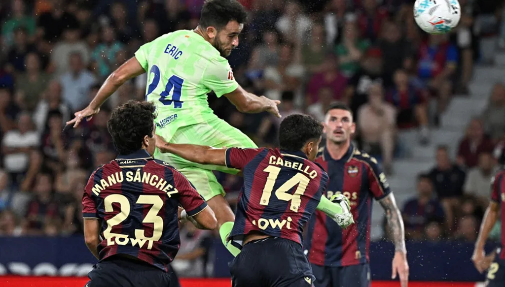 إريك غارسيا… من هامش الفريق إلى مركز اللعبة