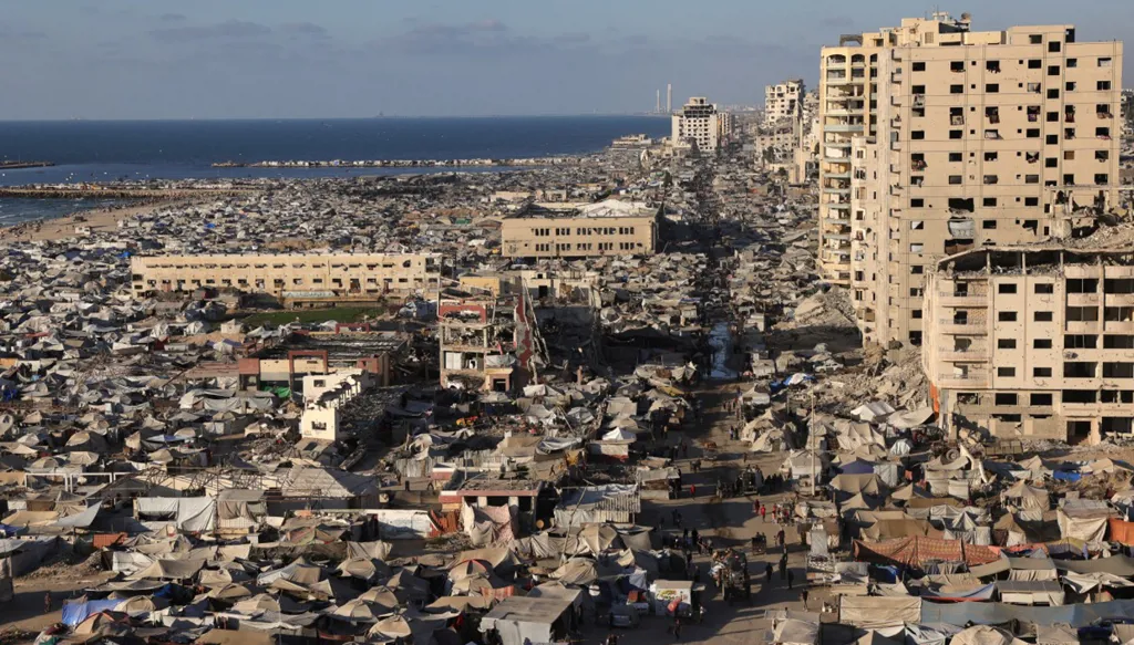 سقوط 13 قتيلاً في قطاع غزة في غارات إسرائيلية فجر الثلاثاء