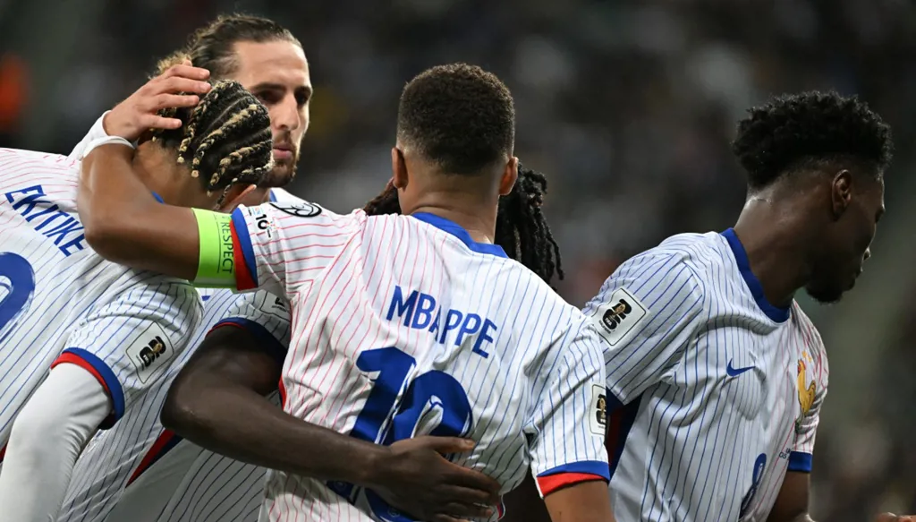 ديشان يُعلق على الأزمة بين سان جيرمان ومنتخب فرنسا