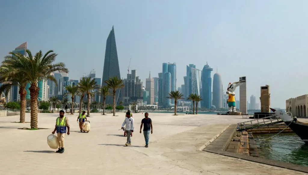 اليوم الوطني القطري 2025: بكم تعلو ومنكم تنتظر